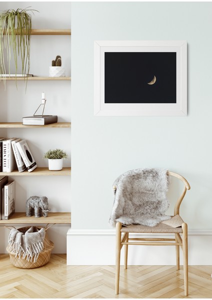 Lunar Whisper Kare Çerçeveli Kanvas Tablo – Minimal Ay Figürlü Siyah Arka Planlı Modern Poster (30x30 cm)