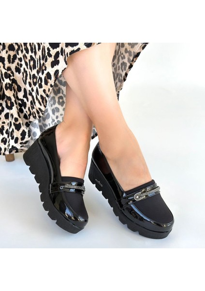 Kear Siyah Rugan Dolgu Topuk Ayakkabı fırsatları