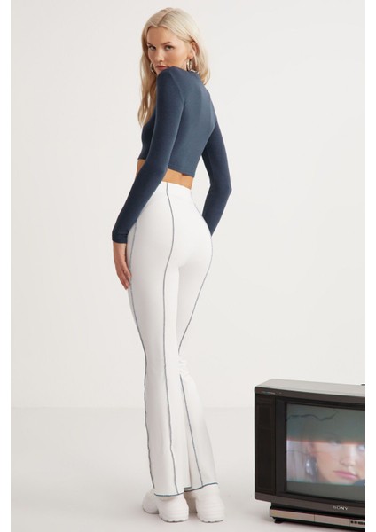 Essie Kadın Bisiklet Yaka Slim Fit Uzun Kollu Crop Petrol Mavisi Büstiyer