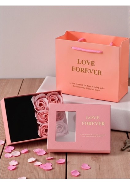 Kişiye Özel Solmayan Gül Sonsuz Love Forever Hediye Kutusunda 925 ayar Tektaşlı Kolye modelleri