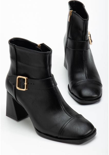 Kadın Siyah Küt Burun Tokalı Topuklu Bot fiyatları
