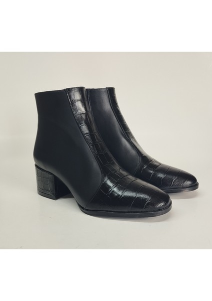 Kadın Hakiki Deri Kroko Detaylı Siyah Topuklu Bot