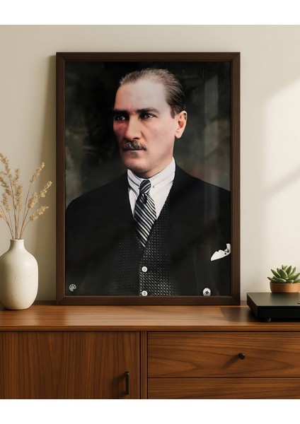 Atarük Portre Dijital Baskı Poster V4 (Çerçevesiz) fiyatları