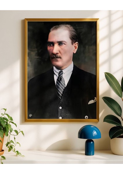 Atarük Portre Dijital Baskı Poster V4 (Çerçevesiz)
