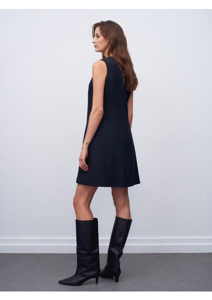 90930 V Yaka Düğmeli Elbise-Siyah fiyatları