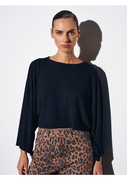 32270 Kayık Yaka Yarasa Kollu Top-Siyah modelleri