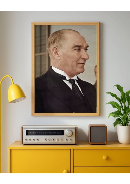 Atarük Portre Dijital Baskı Poster V7 (Çerçevesiz)