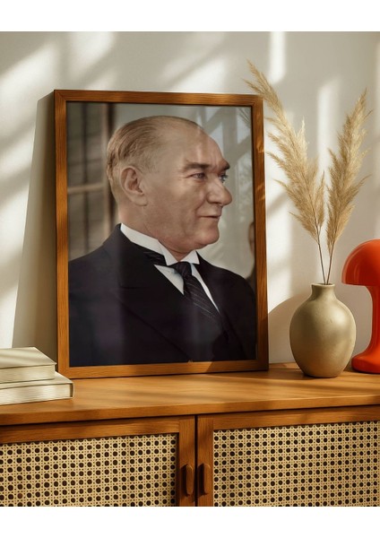 Atarük Portre Dijital Baskı Poster V7 (Çerçevesiz) modelleri