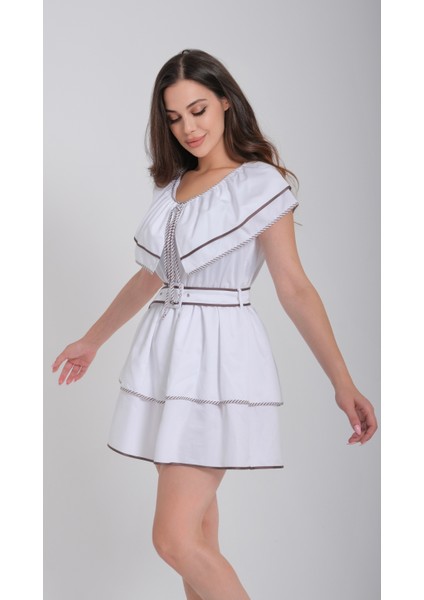 Kadın Beyaz Biyeli Elbise modelleri