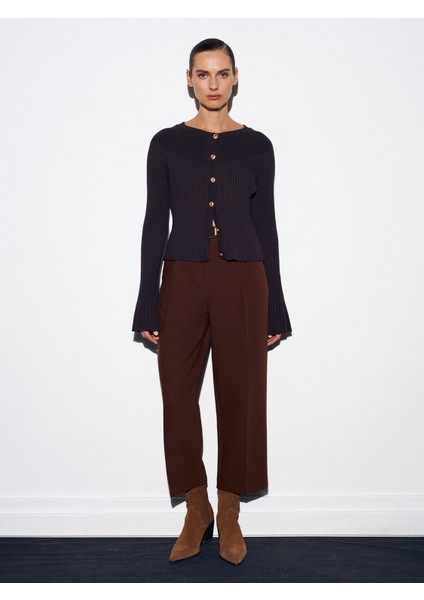 60246 Ispanyol Kol Triko Hırka-Koyu Kahve indirimleri