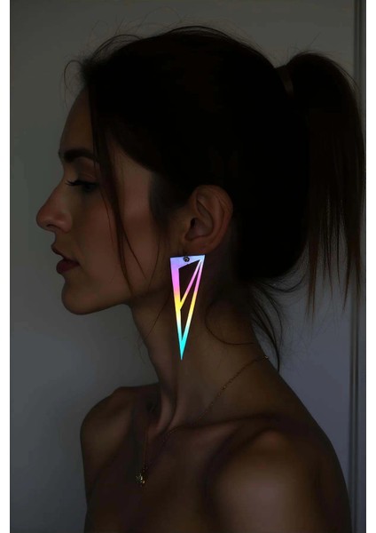 Rainbow Reflektörlü Üçgen Küpe, Şık Lazer Kesim Küpe - APBJ002