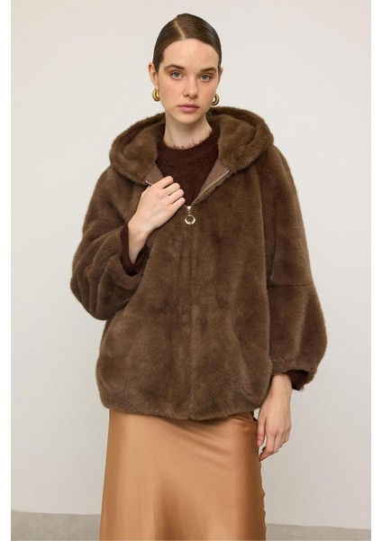 Kapüşonlu Fermuar Kapamalı Kürk Görünümlü Exclusive Ceket Kahve 1009 modelleri