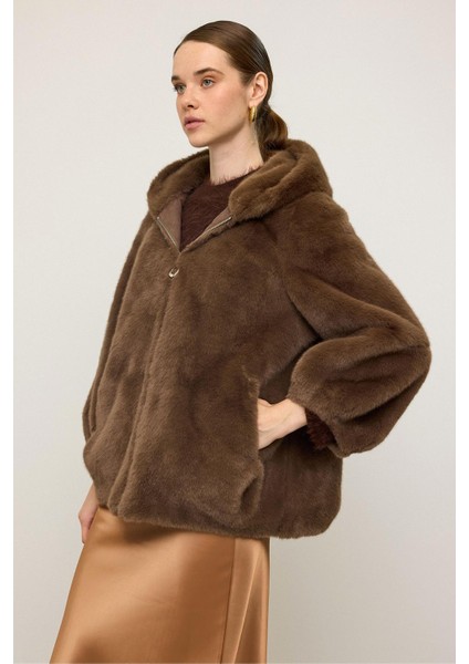 Kapüşonlu Fermuar Kapamalı Kürk Görünümlü Exclusive Ceket Kahve 1009 indirimleri