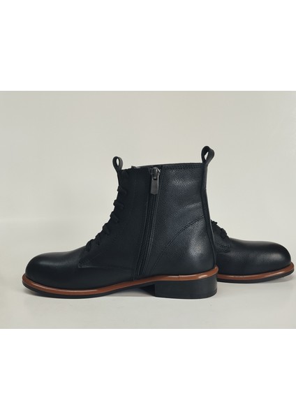 Kadın Hakiki Deri Taban Detaylı Bağcıklı Siyah Bot