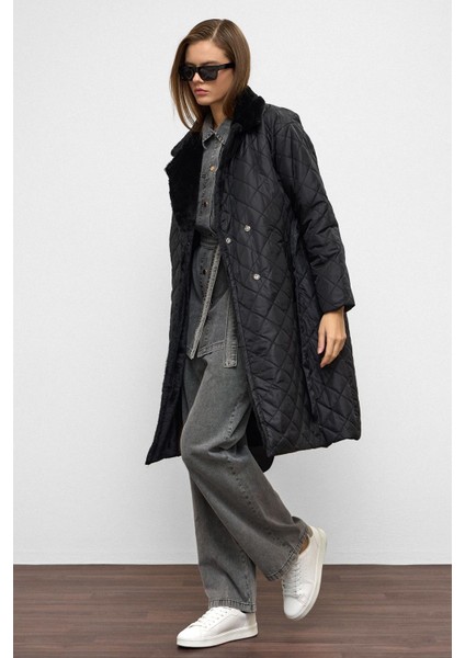 Peluş Garnili Çıt Çıt Kapamalı Kruvaze Kapitone Mont Siyah 6787 modelleri