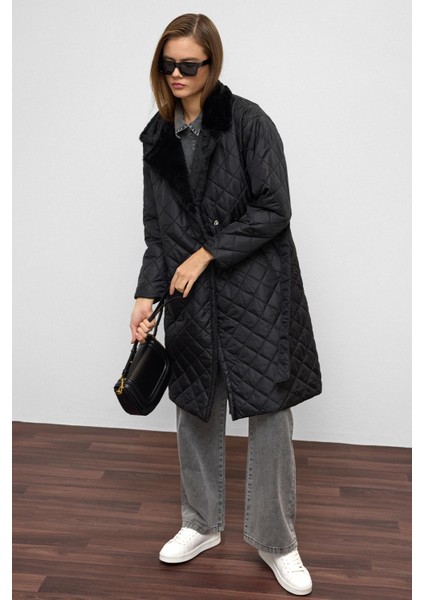 Peluş Garnili Çıt Çıt Kapamalı Kruvaze Kapitone Mont Siyah 6787