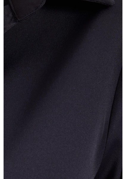 Kadın Slim Fit Dar Kesim Klasik Yaka Uzun Kollu Siyah Gömlek