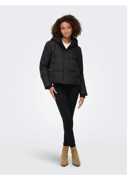 15316455 Onlalıce Short Down Jacket Noos Otw fırsatları