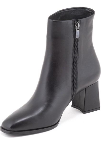 314 Kadın Bot fırsatları