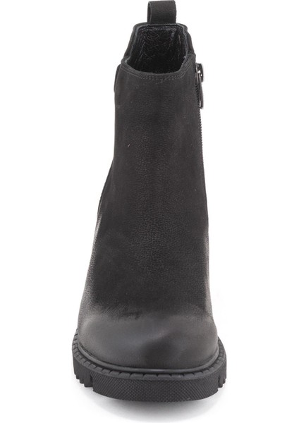 1950811 Kadın Bot modelleri