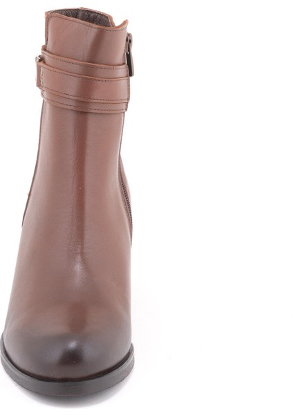 1950934 Kadın Bot modelleri