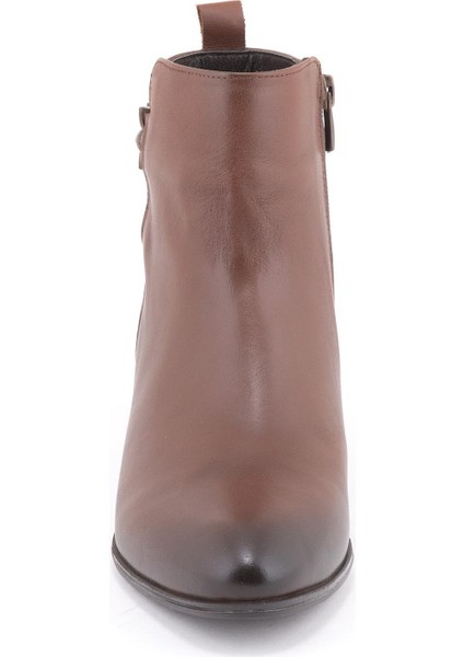 2152712 Kadın Bot modelleri