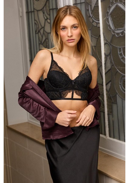 Roma Siyah Dantelli Dolgusuz Toparlayıcı Büstiyer Sütyen