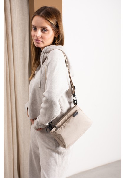 Kadın 3 Bölmeli Paraşüt Kumaş Ayarlanabilir Çapraz Askılı Çanta indirimleri