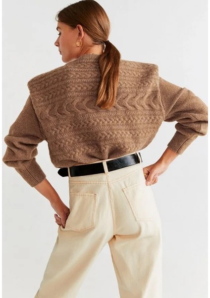 Mango, Saç Örgülü Vatkalı Kazak ABMNG0807 indirimleri