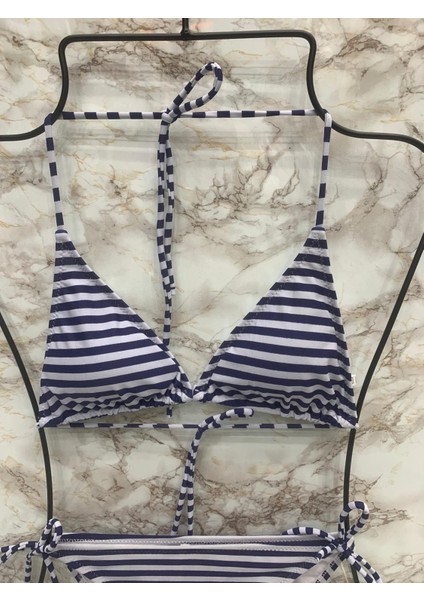 Kadın Üçgen Bikini Takım Likralı Esnek Yandan Boyundan Bağlamalı Şık Ipli fiyatları