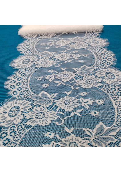Sakallı Dantel (Kod A396) Eni 33 cm Boy 1 Adet 3 Metre Beyaz