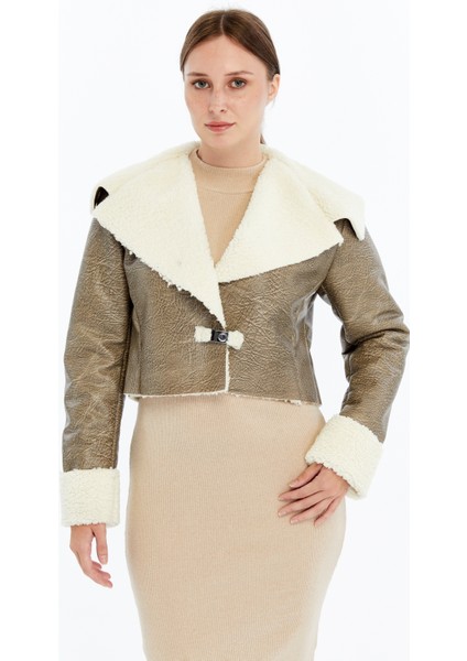 Kadın Oversize Deri Mont Kürklü Ceket Niş Kompakt Tasarım Günlük Spor Görünüm fiyatları