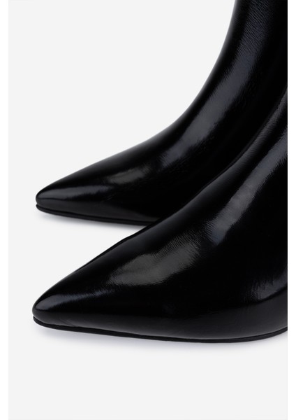 Kadın Hakiki Deri Siyah Rugan Topuklu Bot 33 6010 Bn Bot SK25-26 Sıyah Rugan modelleri