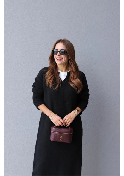 Siyah Yaka Detay Triko Elbise fırsatları