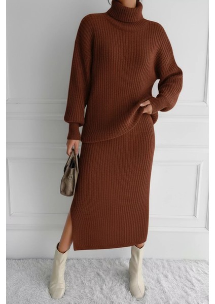 Kadın Tam Balıkçı Yaka Fitilli Triko Kazak Etek Ikili Takım P-00018936