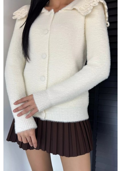 Kadın Yaka Detaylı Yumoş Iplik Triko Ceket P-00018854