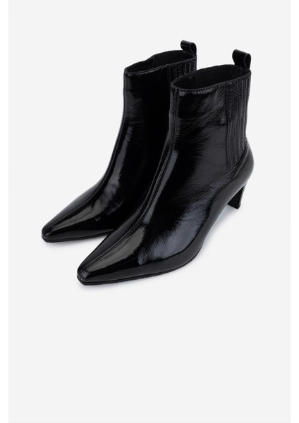 Kadın Hakiki Deri Siyah Rugan Topuklu Bot 33 16505 Bn Bot SK25-26 Sıyah Rugan indirimleri