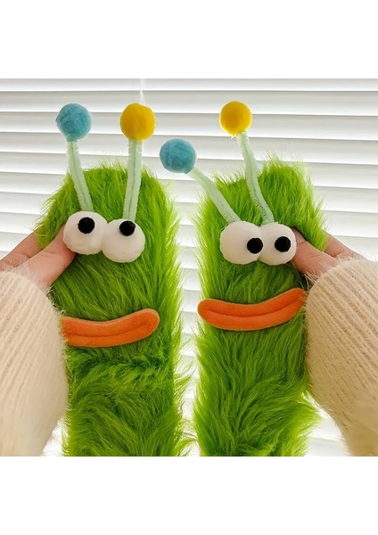 Peluş Karikatürlü Çocuk Çorap fiyatları