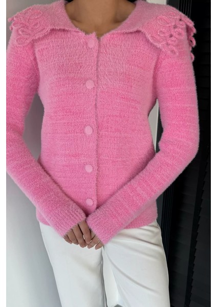 Kadın Yaka Detaylı Yumoş Iplik Triko Ceket P-00018854 modelleri