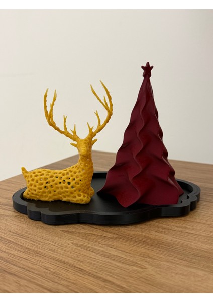 Yeni Yıl Temalı Dekor Seti – Modern Geyik ve Kıvrımlı Çam Ağacı Figürü (Kırmızı & Sarı) modelleri