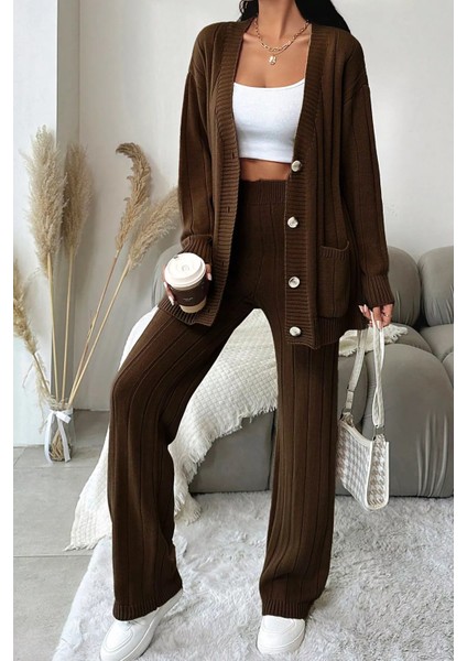 Kadın Ön Düğmeli Kendinden Çizgi Desenli Triko Hırka Pantolon Ikili Takım P-00018935 modelleri