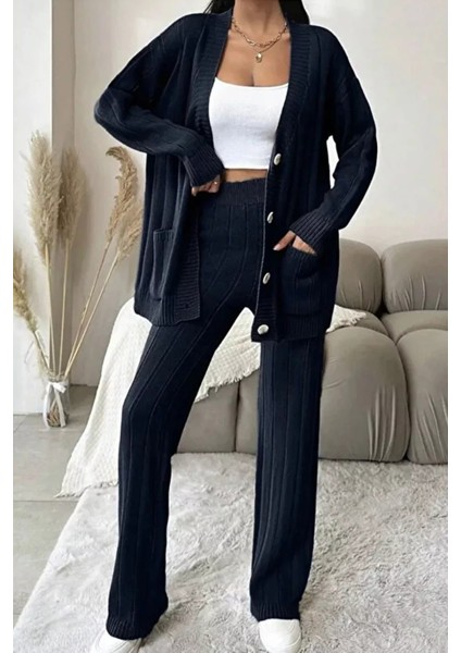 Kadın Ön Düğmeli Kendinden Çizgi Desenli Triko Hırka Pantolon Ikili Takım P-00018935 fiyatları