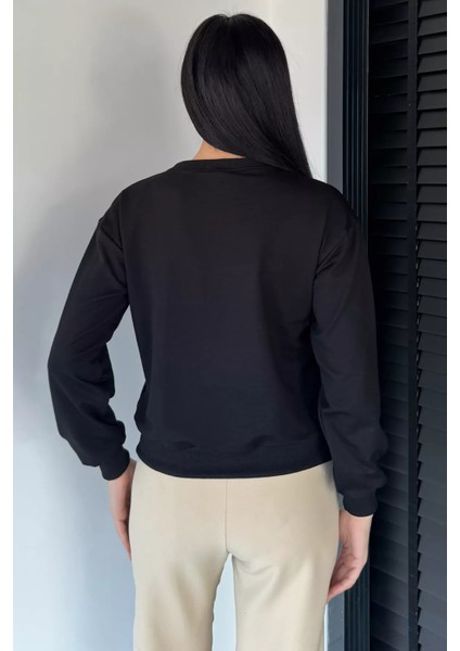 Kadın Bisiklet Yaka Kelebek Baskılı Taş Işlemeli Sweatshirt P-00018830 modelleri