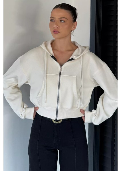 Kadın Kapüşonlu Şardonlu Ön Fermuarlı Crop Top Sweatshirt P-00018833