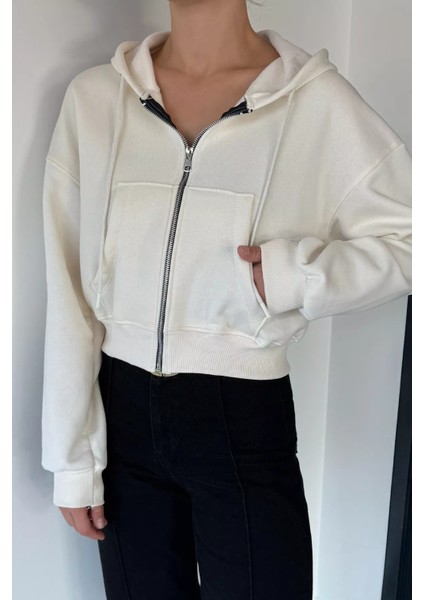 Kadın Kapüşonlu Şardonlu Ön Fermuarlı Crop Top Sweatshirt P-00018833 modelleri