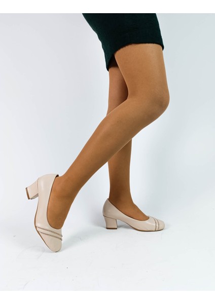 Ten Renk Fincan Kısa Kalın Topuk Anne Topuklu Ayakkabı fiyatları