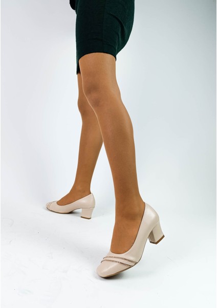 Ten Renk Fincan Kısa Kalın Topuk Anne Topuklu Ayakkabı modelleri