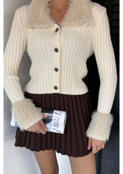 Kadın Yaka ve Bilek Peluşlu Triko Hırka P-00018843 fiyatları