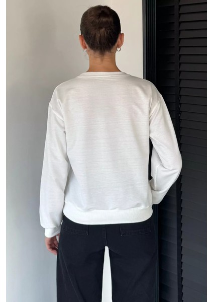 Kadın Bisiklet Yaka Ön Baskılı Sweatshirt P-00018832 fırsatları