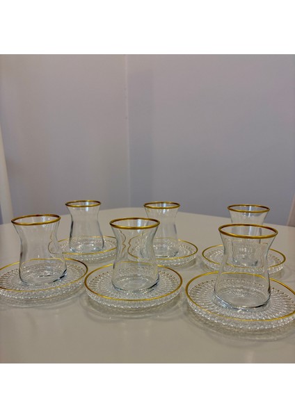 12 Parça Altın Yaldızlı Lüks Çay Seti – Şık Tasarım Cam Çay Bardakları ve Tabağı Seti indirimleri